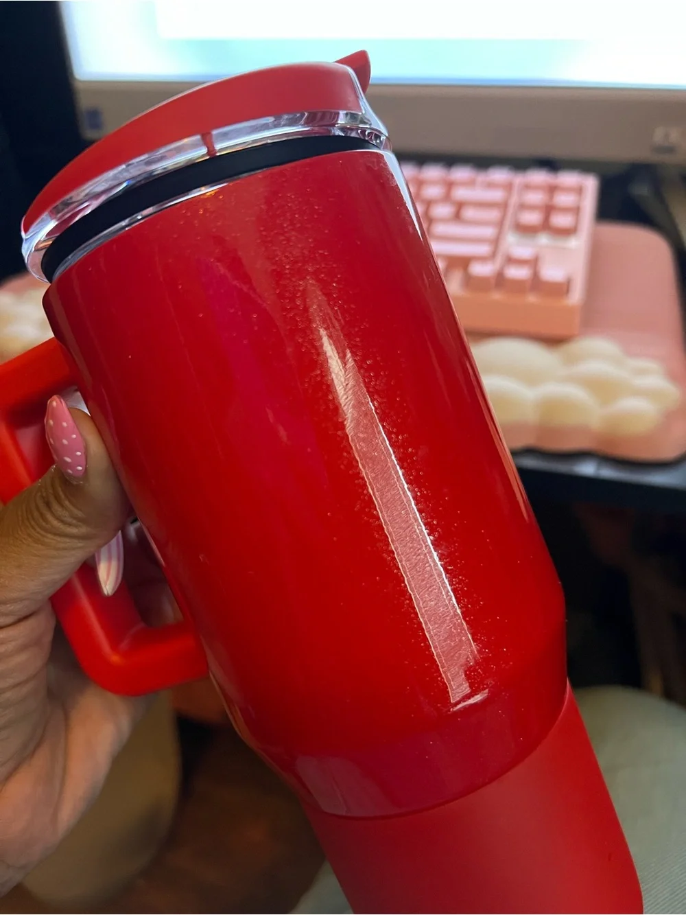 HydroJug Holly Red Insulated Travel Mug with Handle - Sleek Everyday Tumbler